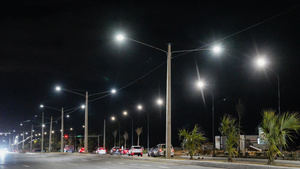 Edesur coloca luminarias en importantes avenidas del Distrito Nacional
 