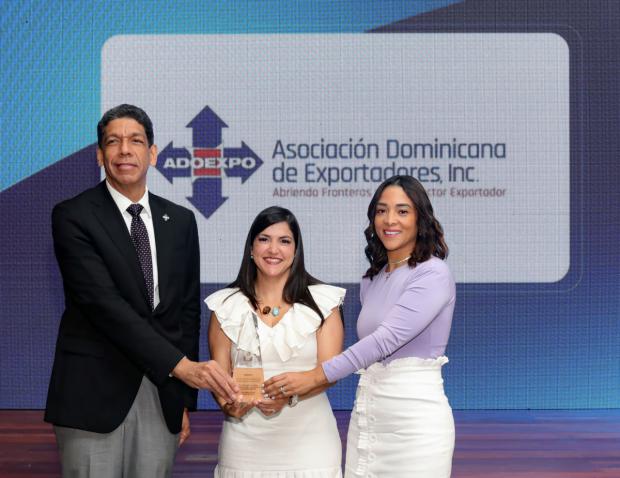 ProDominicana culmina gestión histórica con reconocimientos a empresas y personalidades