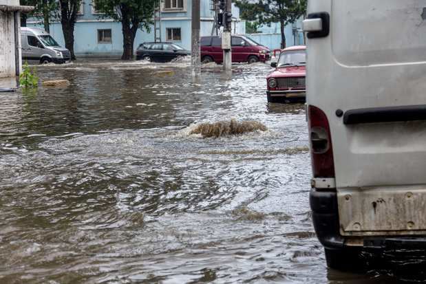 Las lluvias continúan y obligan el desplazamiento de 7,975 personas.