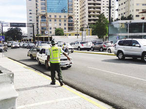 Reportero Gráfico denuncia a agente de AMET 