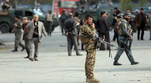 M&#225;s de 100 muertos en enfrentamientos entre los talibanes y fuerzas afganas 