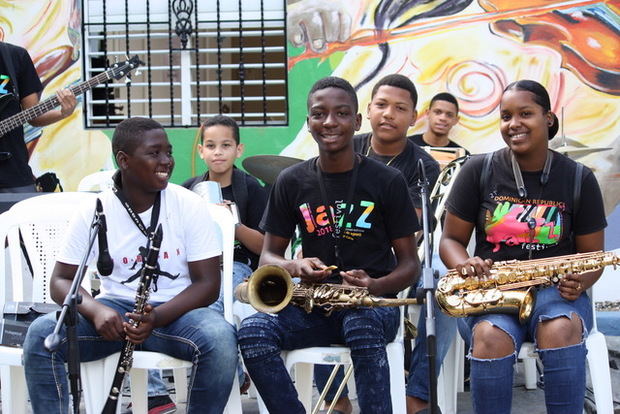 Algunos alumnos de Fedujazz que  participarán en el concierto.