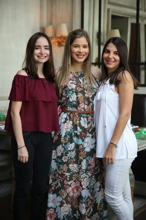 Anabela Paiewonsky, Marjorie González y Nicole Heinsen.