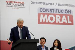 López Obrador ante el dilema de cumplir promesas sin asustar a empresarios