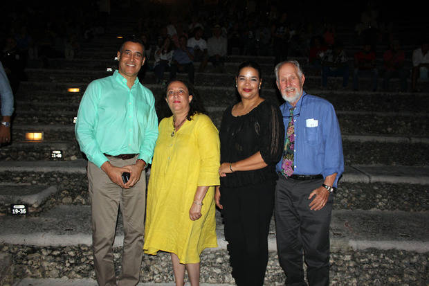 Andrés Pichardo, presidente de Casa de Campo_ Tanya Vallete, Yvette Marichal y Stephen Kaplan