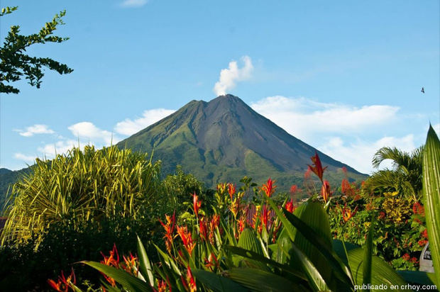 Volcán El Arenal uno de los lugares turísticos de Costa Rica.