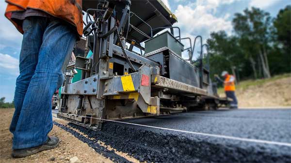 Gobierno invertirá 3,040 millones de pesos para pavimentar principales vías.