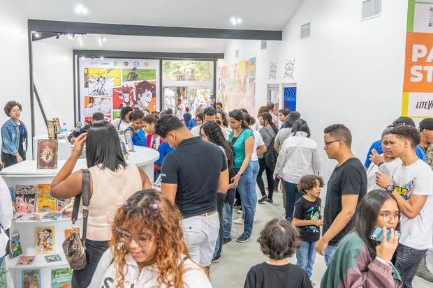 Actividades literarias y artísticas en el primer fin de semana de la FILSD 2024