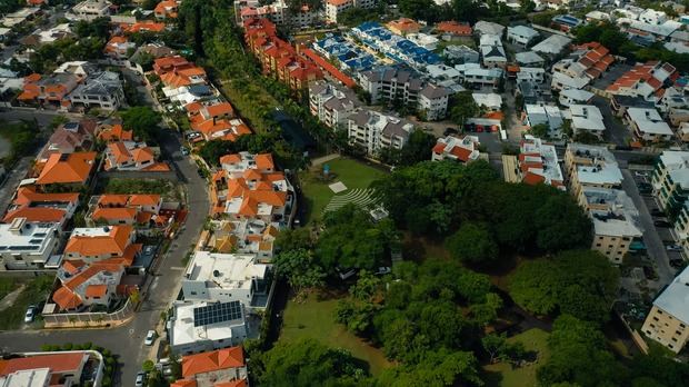 Se trata del sexto parque urbano que el Popular contribuye a restaurar.