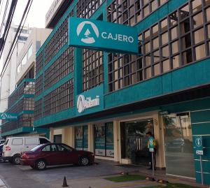Banco Ademi, primera entidad financiera en instalarse en Ciudad Juan Bosch