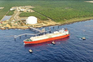 Llega barco número 200 de gas natural a República Dominicana