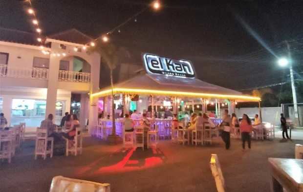 Bar restaurante El Kan, en Punta Cana.