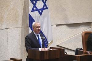 Gantz aventaja a Netanayu en apoyos para intentar formar Gobierno en Israel