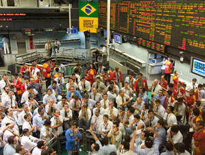 Las bolsas de América Latina suben impulsadas por récords en Wall Street