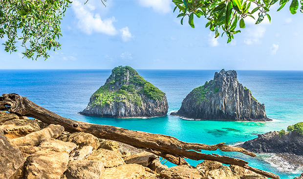 Las playas, los arrecifes naturales, el patrimonio cultural y la gastronomía son algunos de los atractivos turísticos con que los brasileños de Pernambuco quieren seducir a los chilenos para que aprovechen su nueva vía aérea directa con Santiago y conozcan su región.