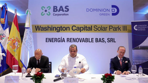 CNE suscribe contrato de concesión definitiva con Energía Renovable BAS.