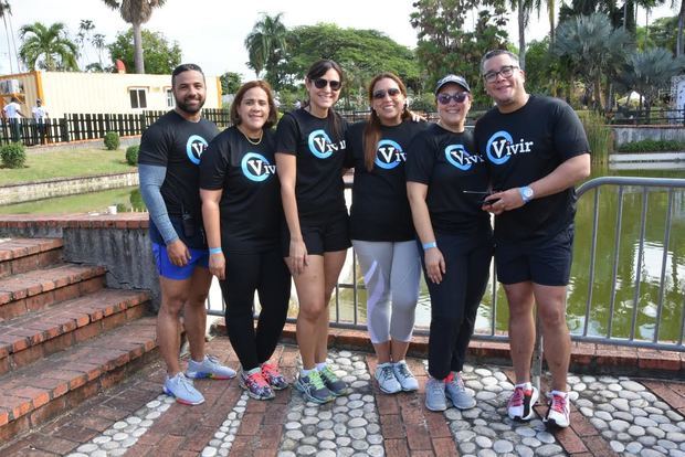 José Santos, Carla Medina, Wendy Cepeda, Carmen López, Dollivete Ginebra y José Antonio López.