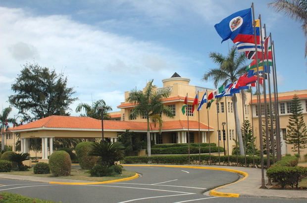 Fachada del Ministerio de Relaciones Exteriores MIREX.