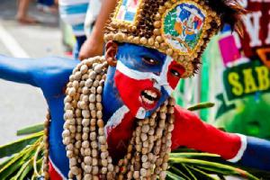 Carnaval dominicano, síntesis de la música y la imaginación popular del país