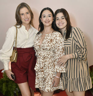 Cecilia Svoboda, Helen Uribe y Ambar Cuervo.