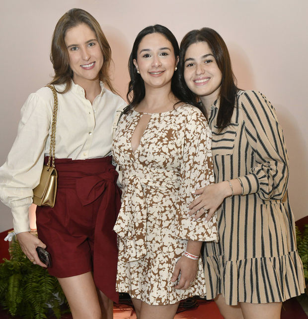 Cecilia Svoboda, Helen Uribe y Ambar Cuervo.
