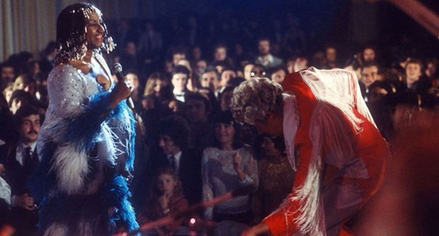 Imagen de concierto de la fenecida cantante Celia Cruz.