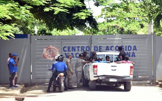 Migración investiga supuestas irregularidades en Centro Vacacional de Haina.