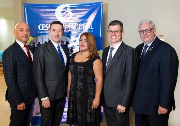 Jean Carlos Bardot, Alberto Ávila, Dicla López, Edwin Granado y Enrique Cambier. (Foto:Cortesía).