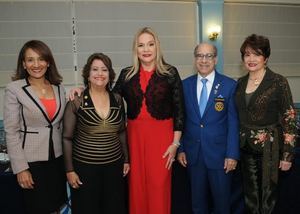 Gobernador Rotario Distrito 4060 juramentó a Jatnna Tavárez y Delores Sánchez