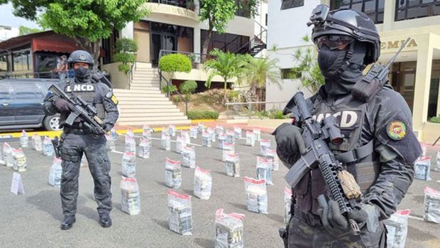 Autoridades se incautan de 66 paquetes de cocaí­na en una finca de Samaná