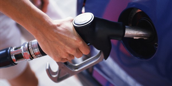 Gobierno hace esfuerzo extraordinario para mantener congelados los combustibles.