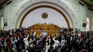 Parlamento venezolano denuncia cierre de 8 medios y agresiones a 14 periodistas