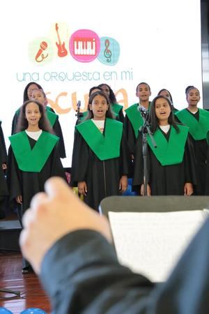 Coro en su presentación