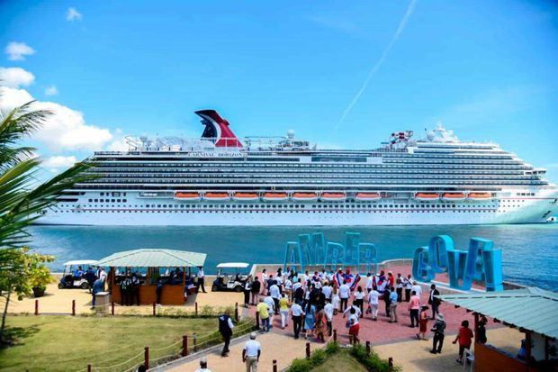 17 mil 425 cruceristas desembarcan este miércoles en cuatro puertos dominicanos.