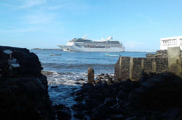 Nicaragua recibe dos cruceros en el Pacífico con 4.115 turistas 