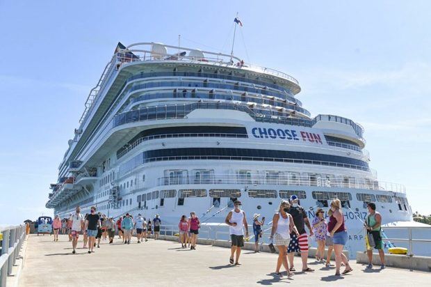 Llegada turistas vía cruceros a República Dominicana crece a buen ritmo durante 2022.