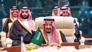 La cumbre islámica pasa de puntillas por las tensiones del Golfo  