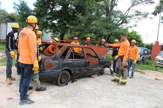 Los equipos servirán para sacar a víctimas de accidentes de tránsito