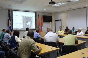 Curso de Manejo de Drones en la Escuela Nacional de Gestión de Riesgo