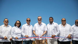 Presidente Abinader inaugura cuatro obras en Hato Mayor y El Seibo