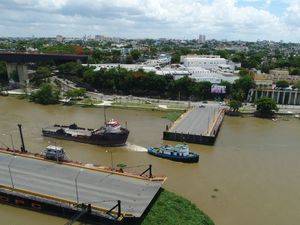 Retiran la última embarcación de los ríos Ozama e Isabela
