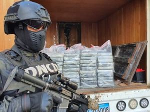 Decomisan en Haina Oriental 60 paquetes de cocaína procedentes de Colombia