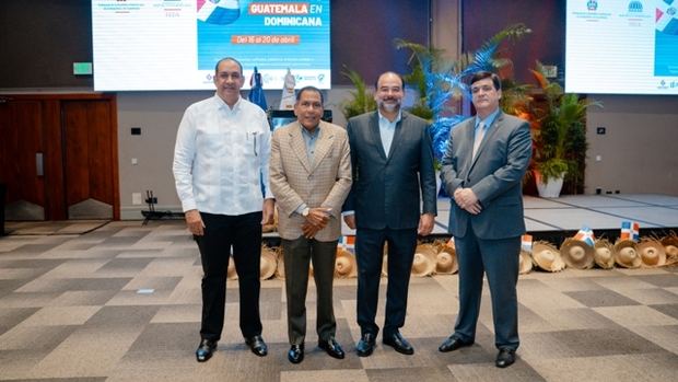 Frank Castillo, Dagoberto Rodríguez Adames, Ricardo Álvarez Bisono y Claudio Fernández.