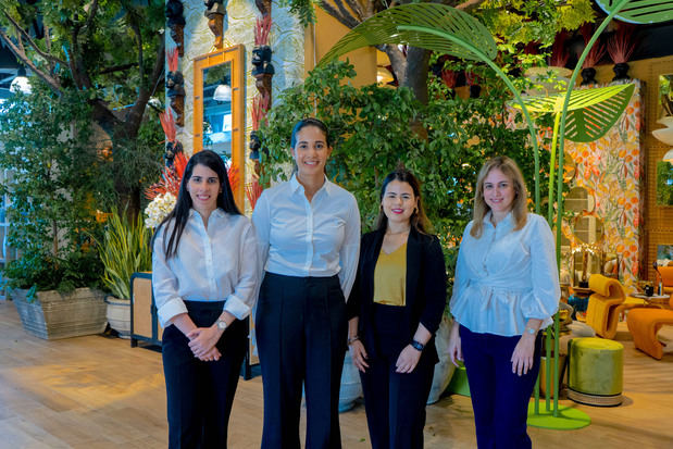 María Herrera, Paola Collado, Katherine Báez y Jacqueline Martínez.