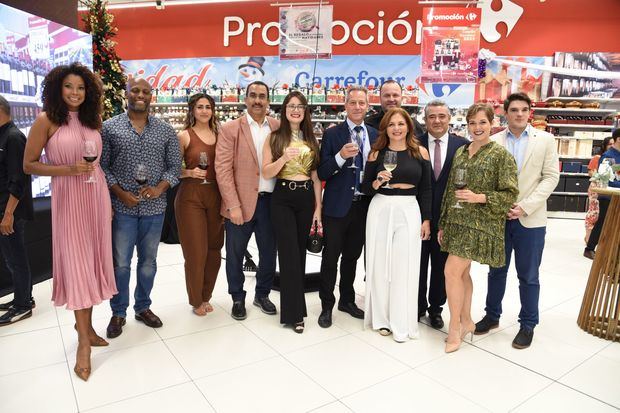 Carrefour inaugura vigésimo tercera edición de su
'Feria de Vinos'.