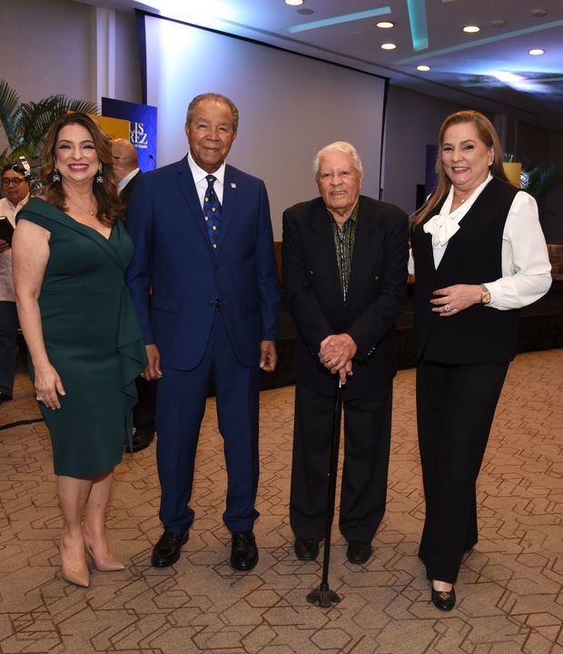 Lissette Selman, Juan Marichal, Fernando Casado y Jatnna Tavárez