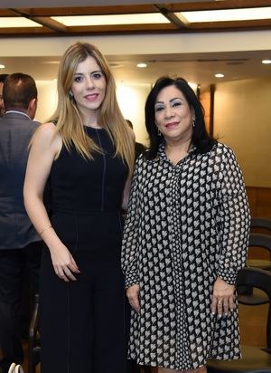 Fátima Sánchez y Heridania Tineo.