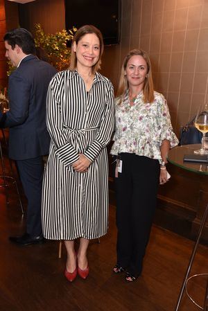 Vhyna Ortega y Carolina Buchen.