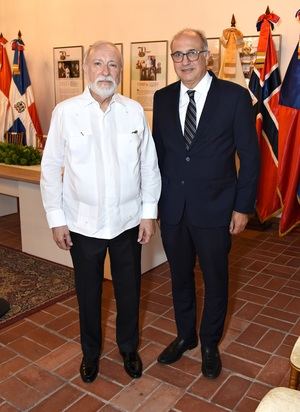 Gustavo Vega y Raymundo Hache.