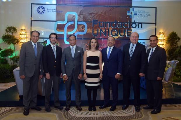 Claudio Brando, Felipe Uriza, Jose Anibal Hernandez, Lina Alonso, Jose Alberto Hernandez, Nestor Bustamante y Juan Mauricio Pardo.